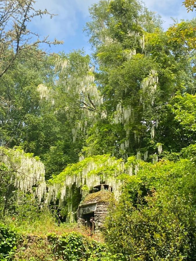 Le Pont De Benneville Cahagnes 外观 照片